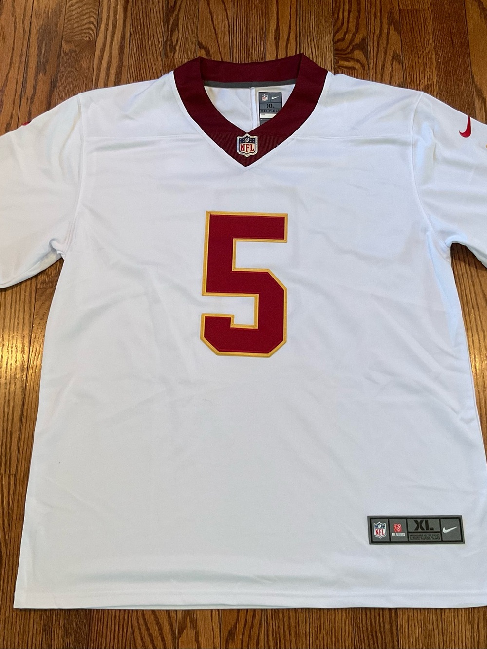 Nike Washington Commanders men’s XL Jayden Daniels white sewn-on jersey NWT